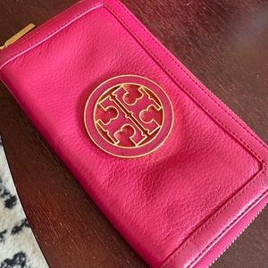 Tory Burch Pink and Gold Zip Wallet